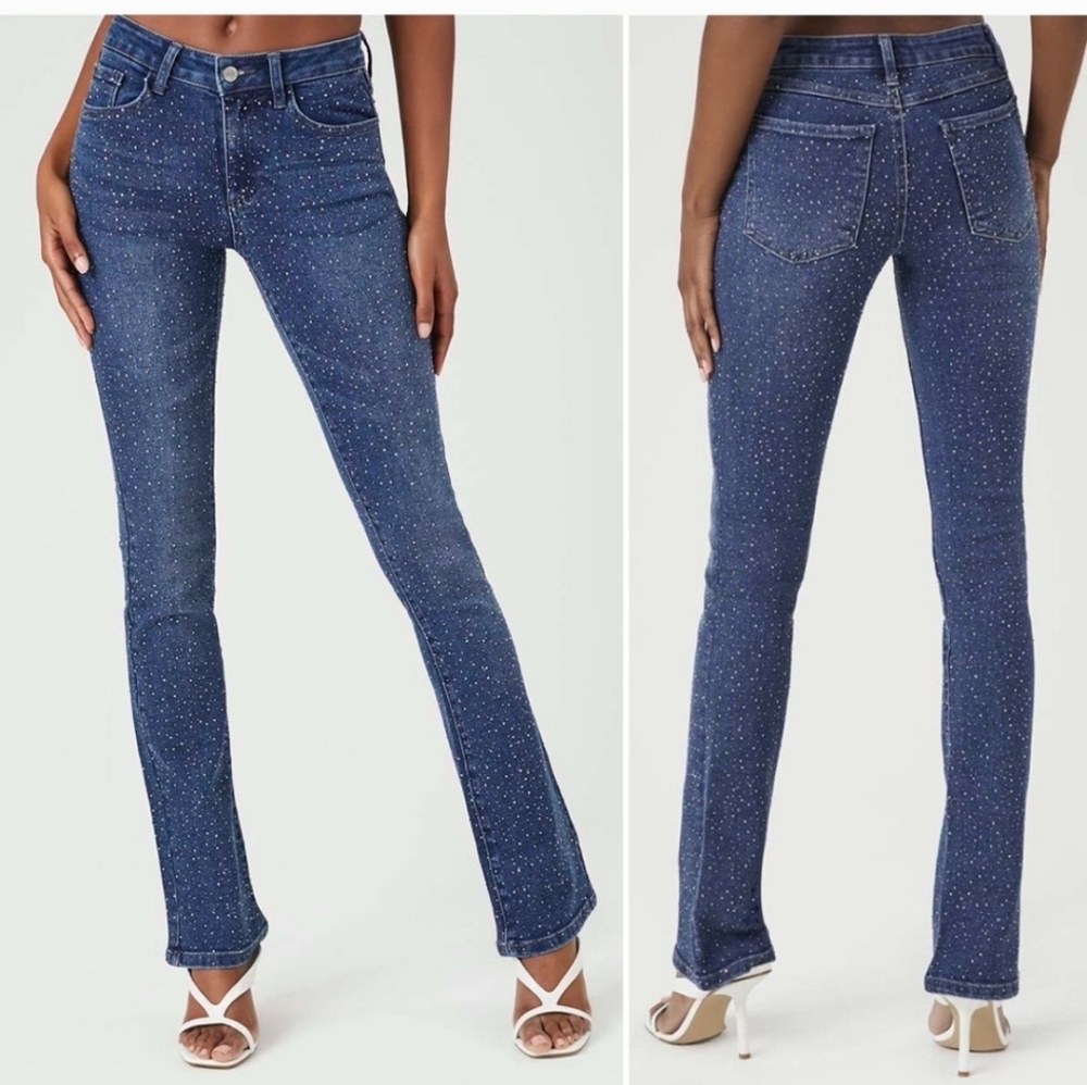 EUC Forever 21 Size 30 Rhinestone Mid Rise Bootcut Blue Jeans!!